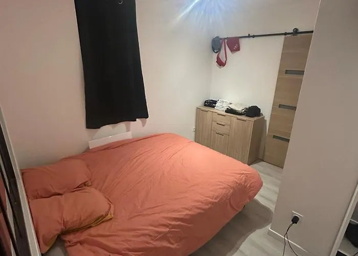 Apartment Cozy And Practical 2-bedroom